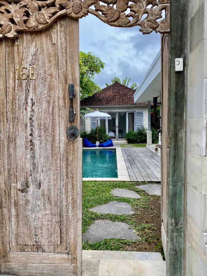Villa Biru - 500M Batubelig Beach Canggu  Exterior photo